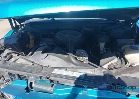 1995 Chevrolet Tahoe K1500 from USA, damaged, VIN 1GNEK18K9SJ313628